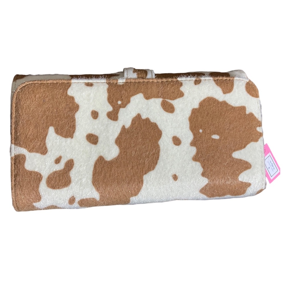 NWT Simply Southern brown cow print multi function compartments large wallet - Picture 2 of 6